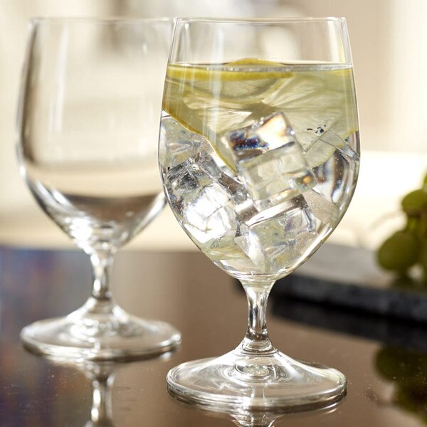 https://www.iwawine.com/Images/items/riedel-vinum-short-stem-water-glasses-2-pack_20.jpg?resizeid=28&resizeh=600&resizew=600