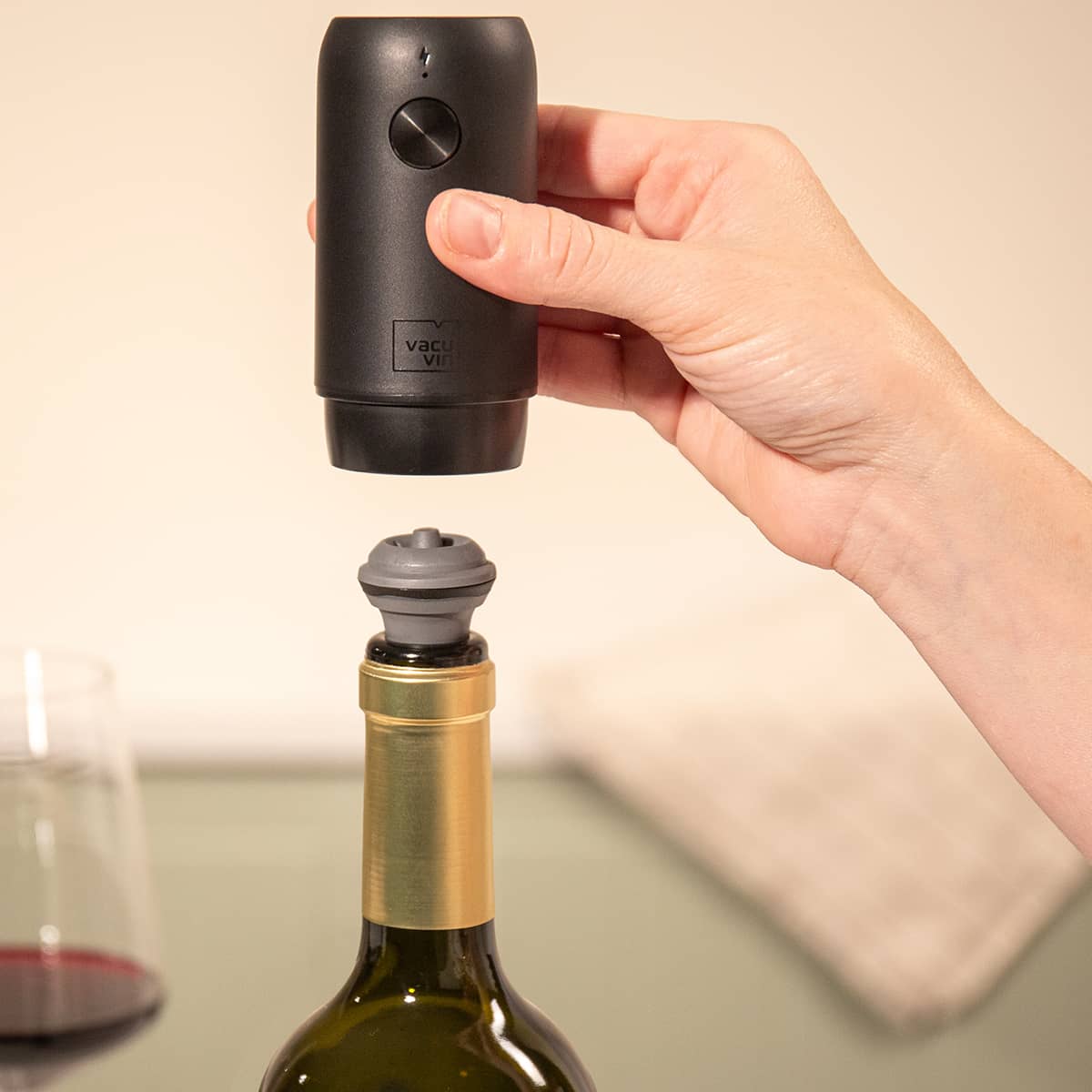 Vacu Vin Electric Wine Saver - Thumbnail 2